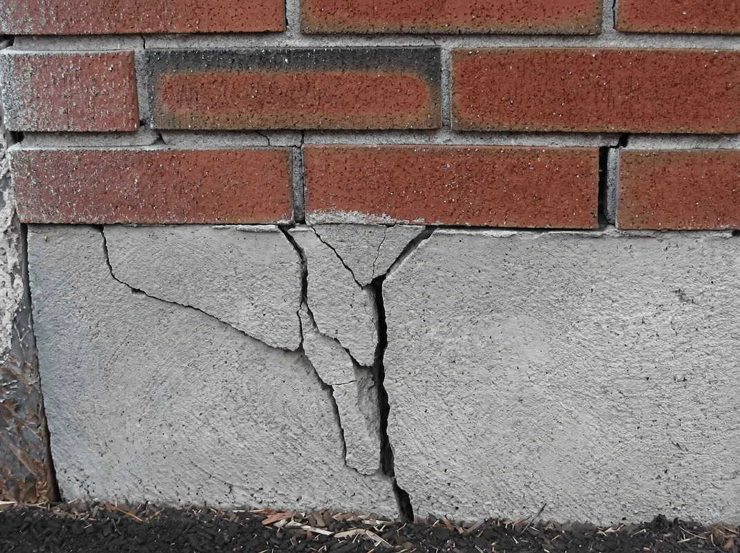 Concrete foundation with serious structural damage in Columbia, SC